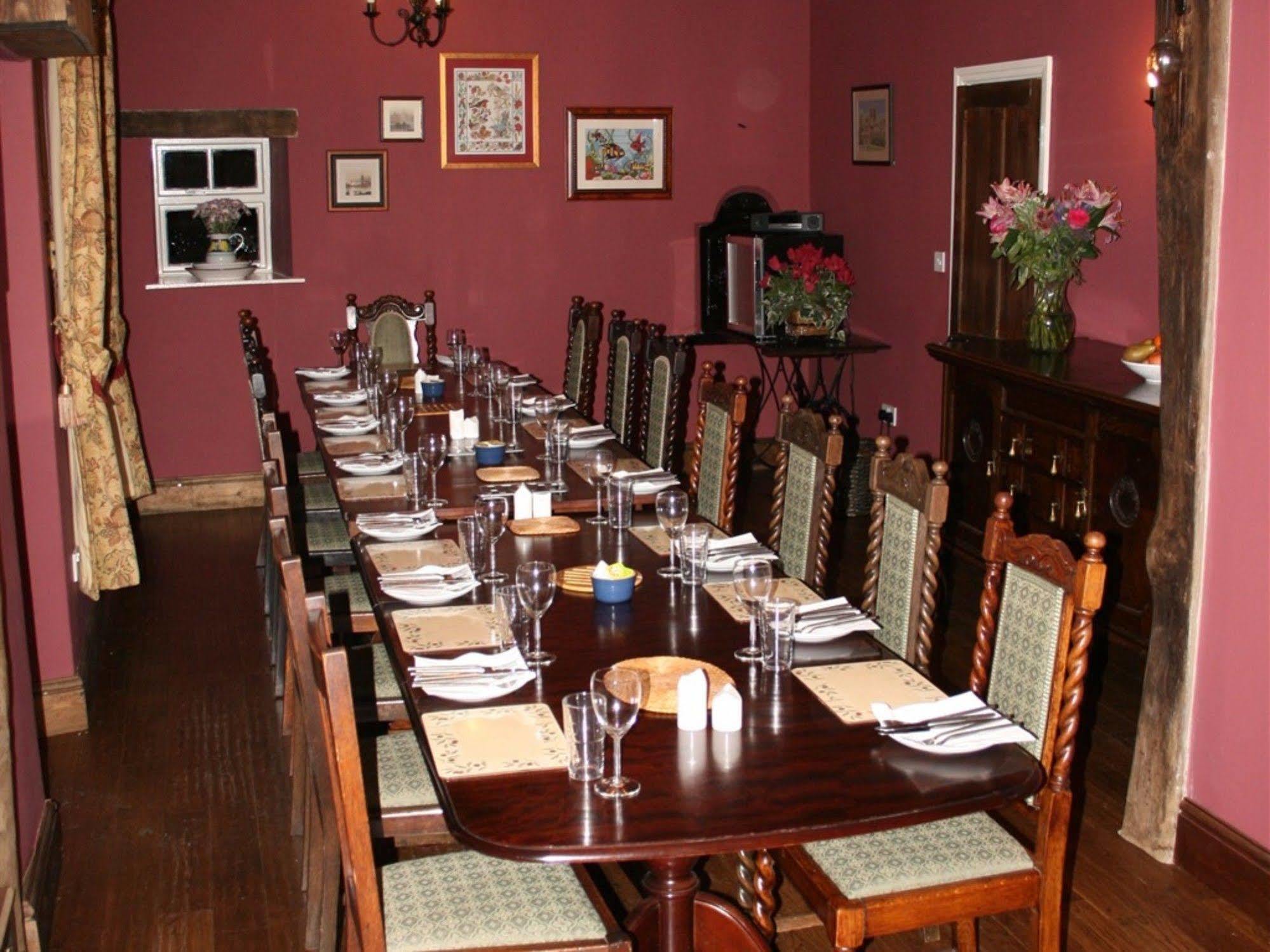 The Manor Guest House Йорк Екстериор снимка