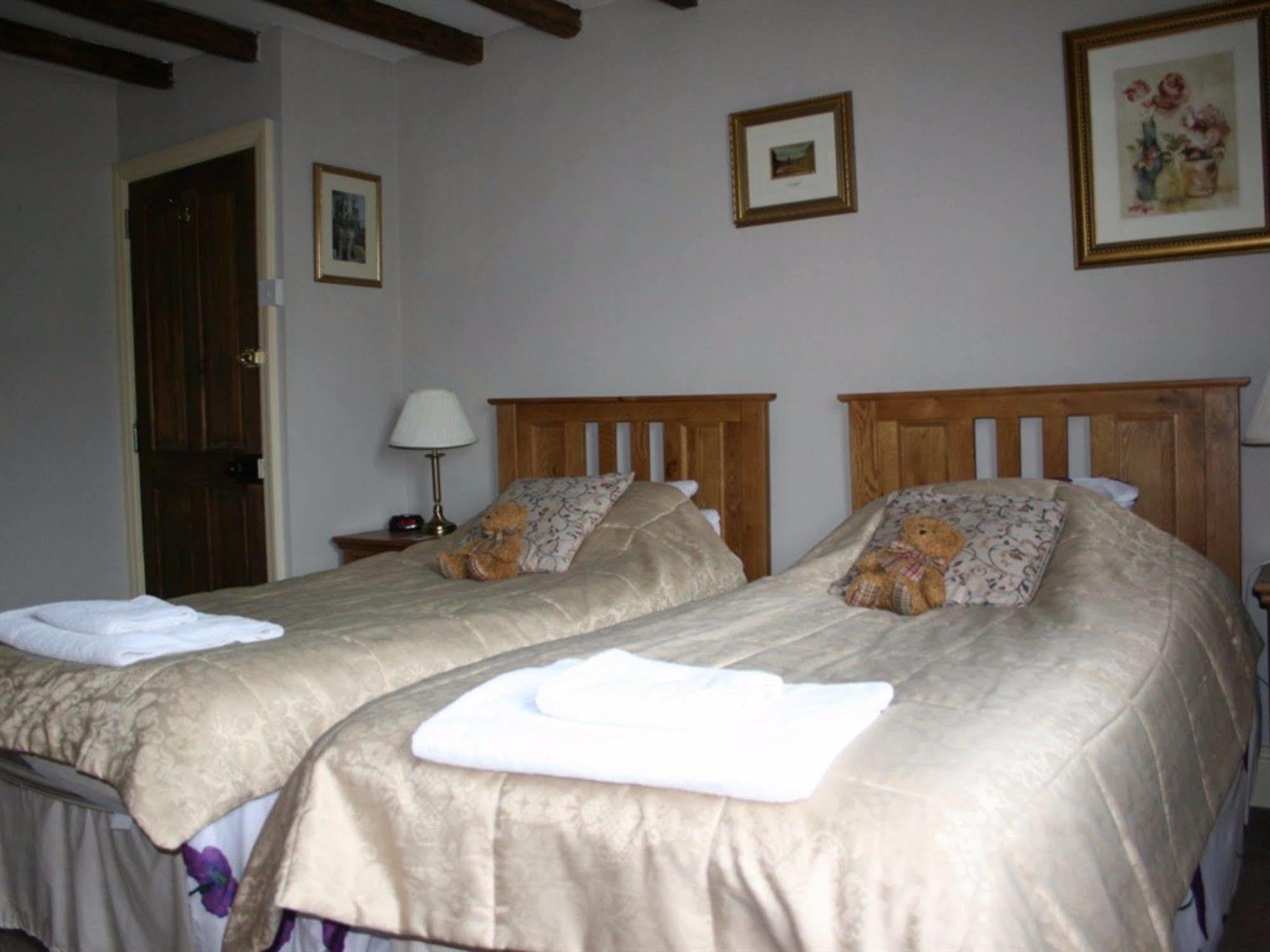 The Manor Guest House Йорк Екстериор снимка