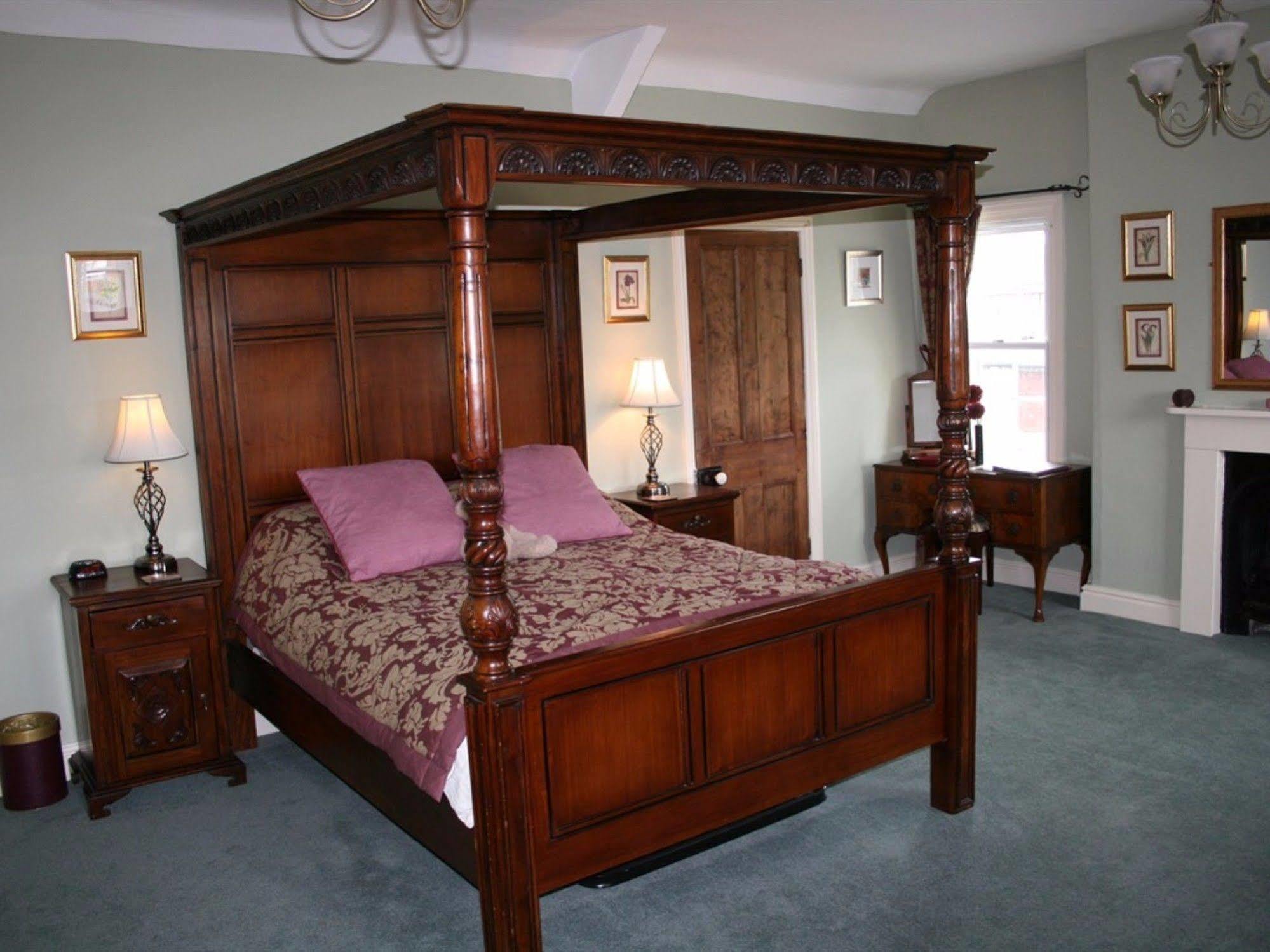 The Manor Guest House Йорк Екстериор снимка